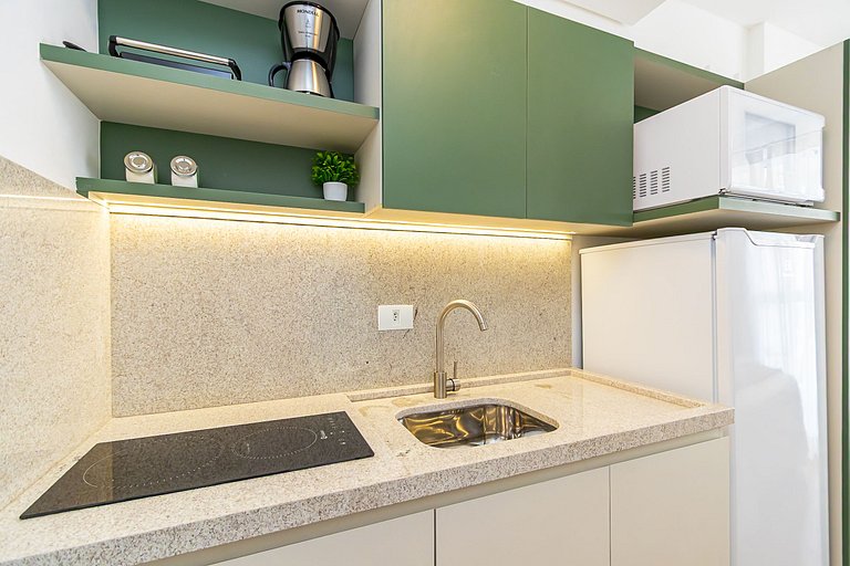 Studio completo com vista para o centro - MAN0911