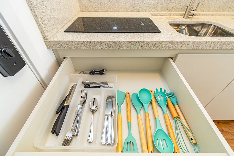 Studio completo com vista para o centro - MAN0911