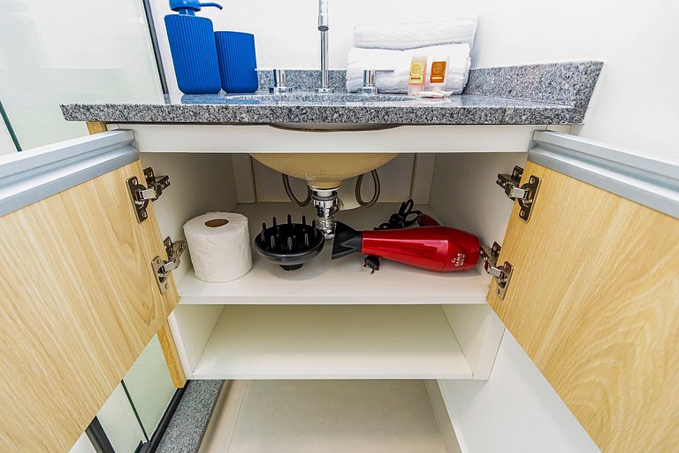 Studio Moderno no Centro de Curitiba - CNA0305