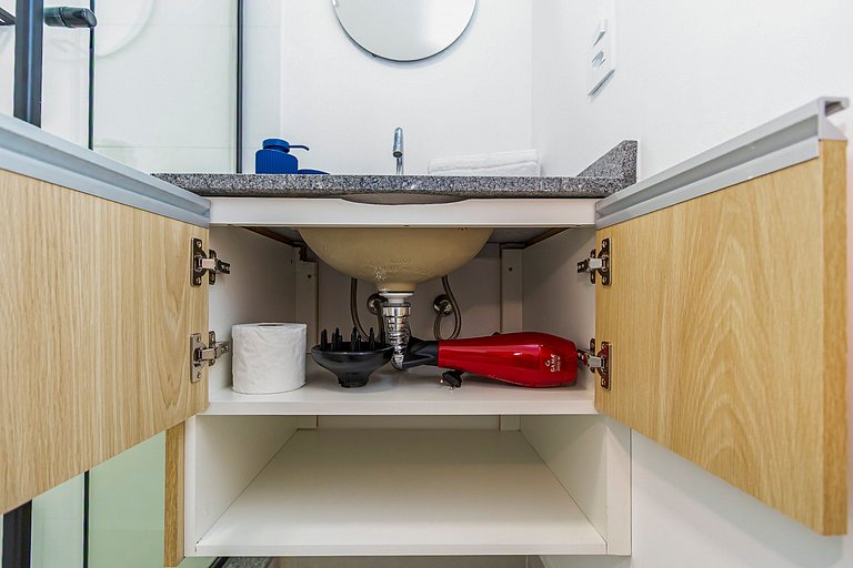 Studio Moderno no Centro de Curitiba - CNA0305