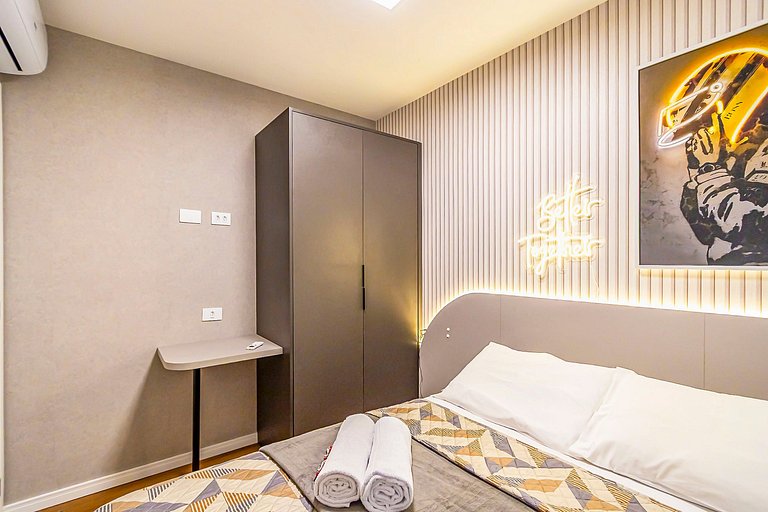 Estilo e conforto p/ 6 Pessoas no Centro - CNA0511