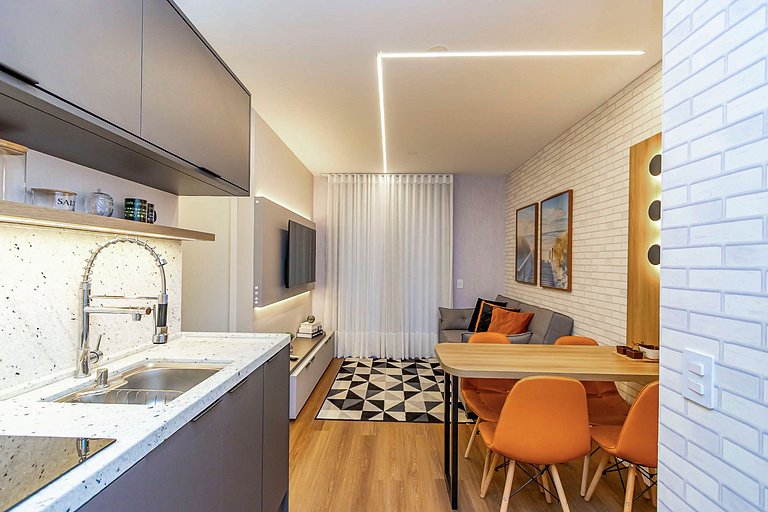 Estilo e conforto p/ 6 Pessoas no Centro - CNA0511