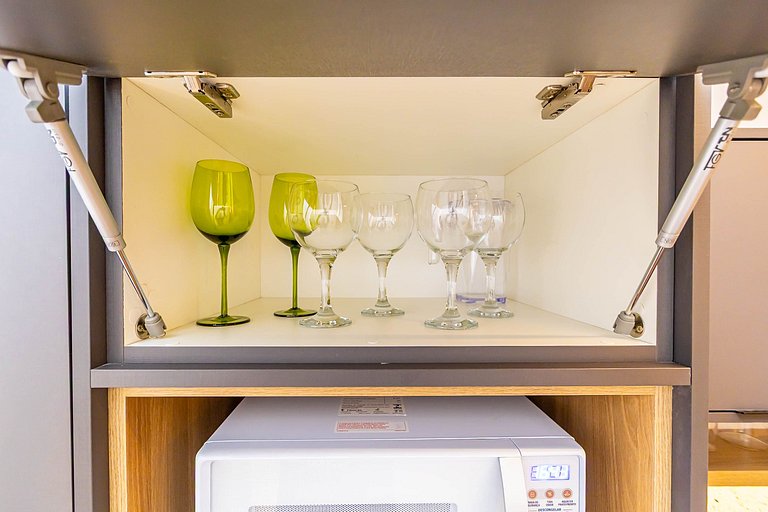 Estilo e conforto p/ 6 Pessoas no Centro - CNA0511