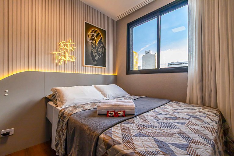 Estilo e conforto p/ 6 Pessoas no Centro - CNA0511