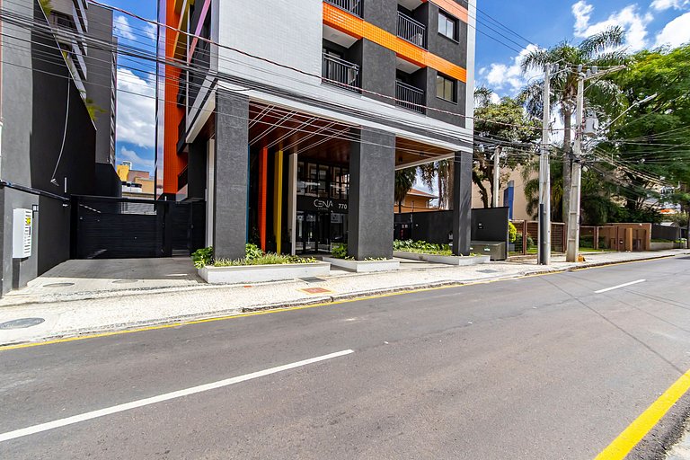 Estilo e conforto p/ 6 Pessoas no Centro - CNA0511