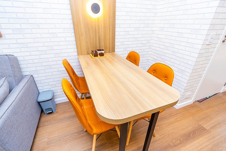 Estilo e conforto p/ 6 Pessoas no Centro - CNA0511