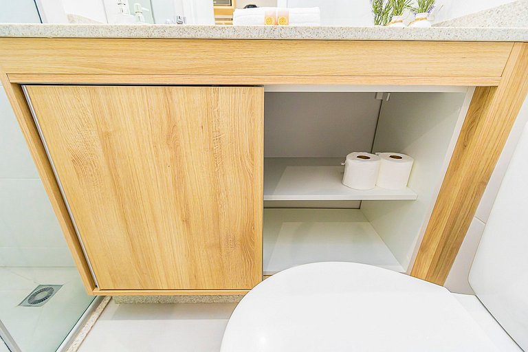 Studio com sacada no Centro - MAN1703