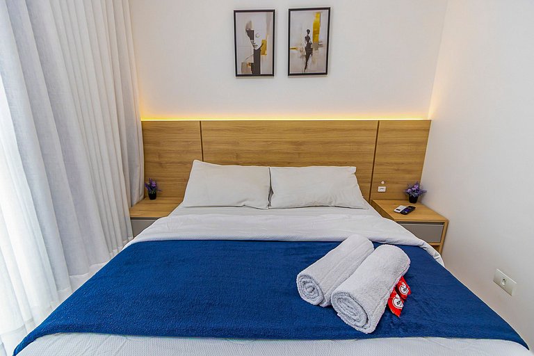 Studio com sacada no Centro - MAN1703