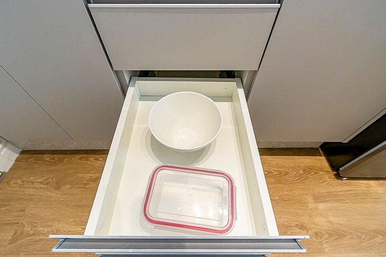 Studio com sacada no Centro - MAN1703