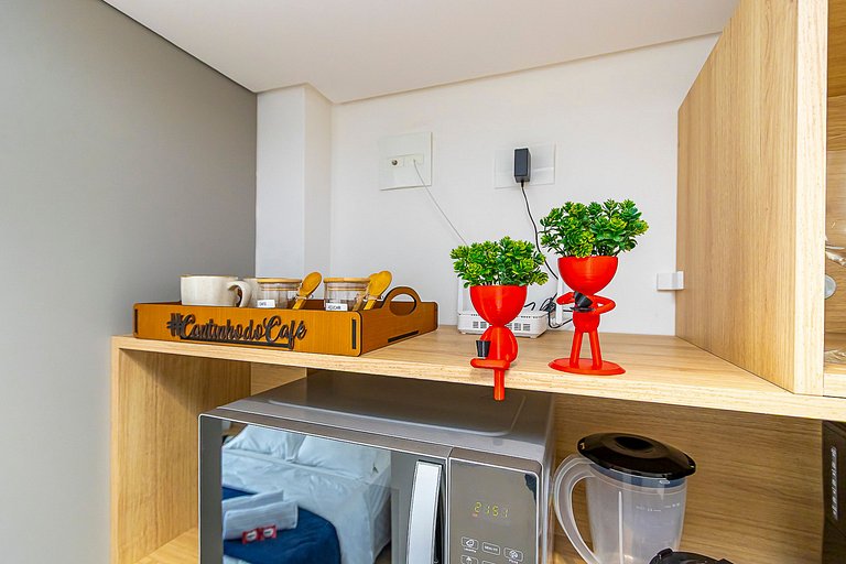 Studio com Sacada no Centro - MAN1706