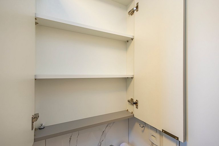 Apto 1Q Completo no Portão c/ Garagem - VIC0804