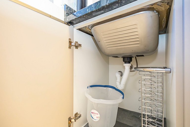 Apto 1Q Completo no Portão c/ Garagem - VIC0804