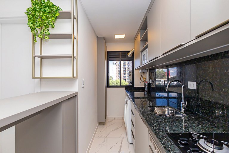 Apto 1Q Completo no Portão c/ Garagem - VIC0804