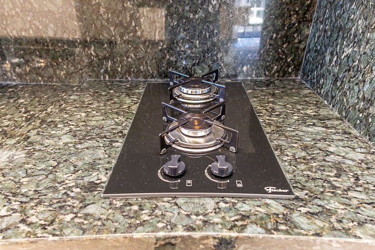 Apto 1Q Completo no Portão c/ Garagem - VIC0804