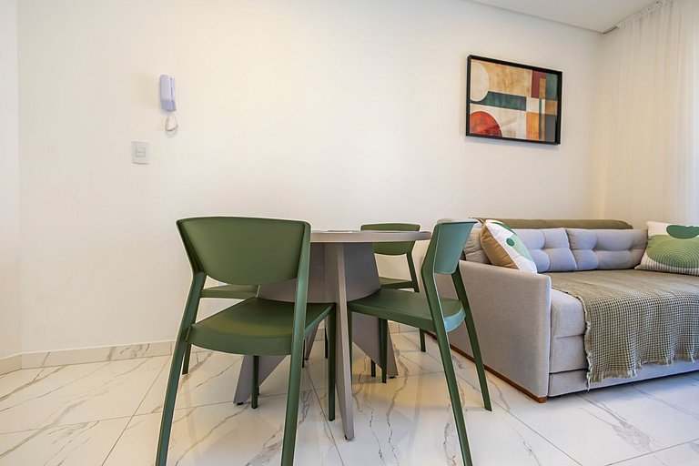 Apto 1Q Completo no Portão c/ Garagem - VIC0804