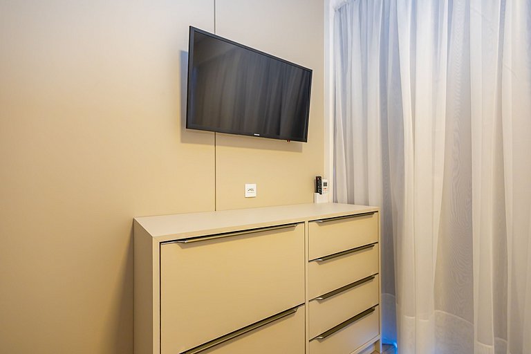 Apto 1Q Completo no Portão c/ Garagem - VIC0804