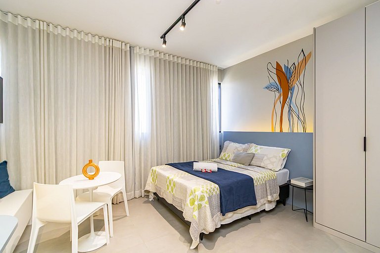 Studio completo no Helbor Stay Batel - HSB0654