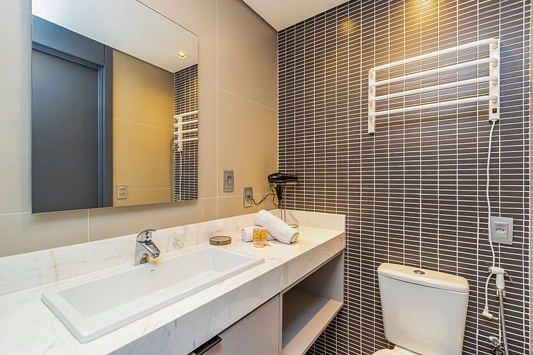 Studio completo no Helbor Stay Batel - HSB0654