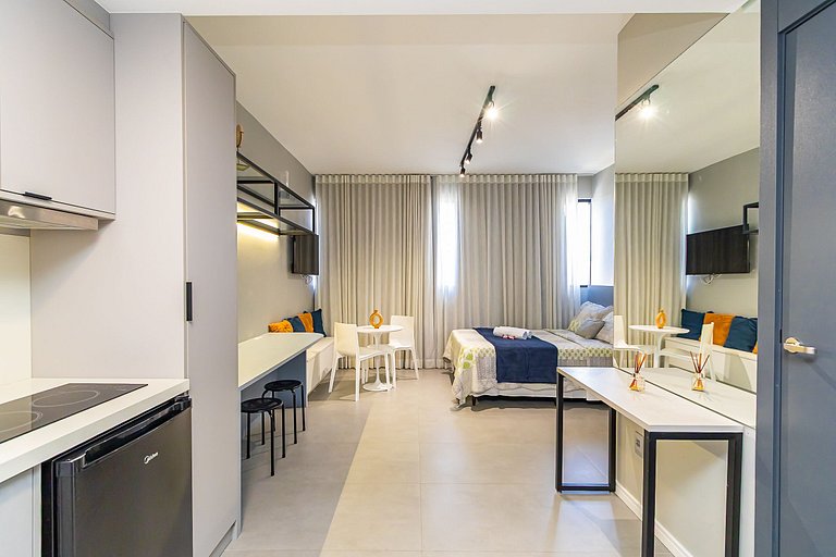 Studio completo no Helbor Stay Batel - HSB0654