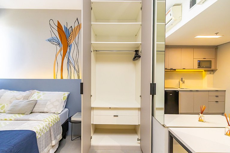 Studio completo no Helbor Stay Batel - HSB0654