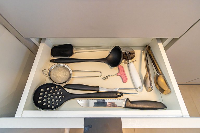 Studio completo no Helbor Stay Batel - HSB0654