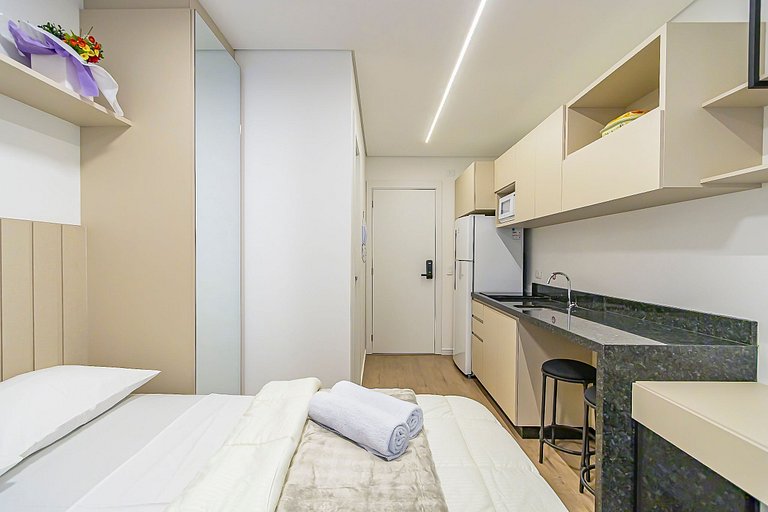 Studio novo no Centro de Curitiba - MOR0808