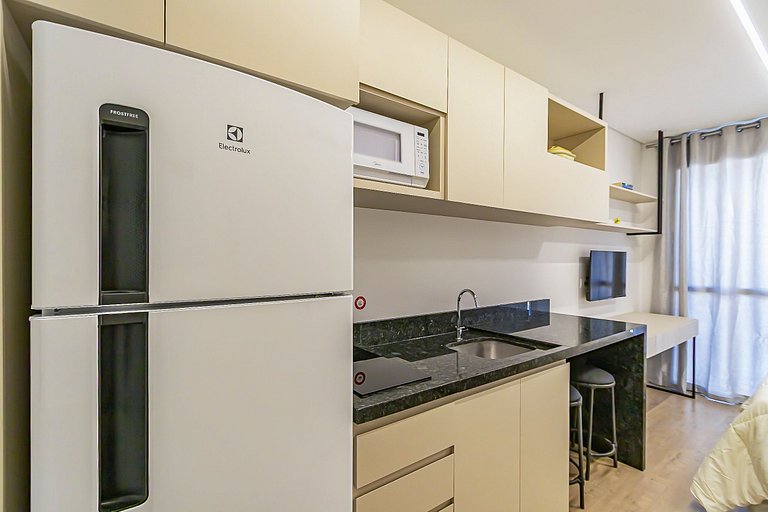 Studio novo no Centro de Curitiba - MOR0808