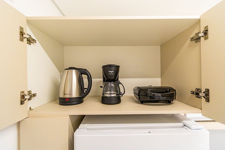 Studio novo no Centro de Curitiba - MOR0808