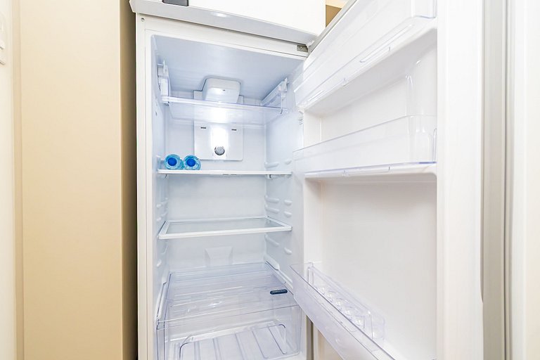 Studio novo no Centro de Curitiba - MOR0808