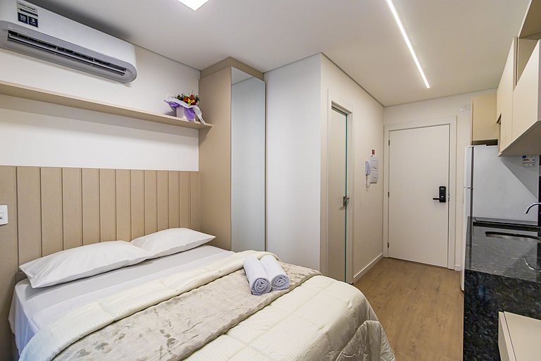 Studio novo no Centro de Curitiba - MOR0808