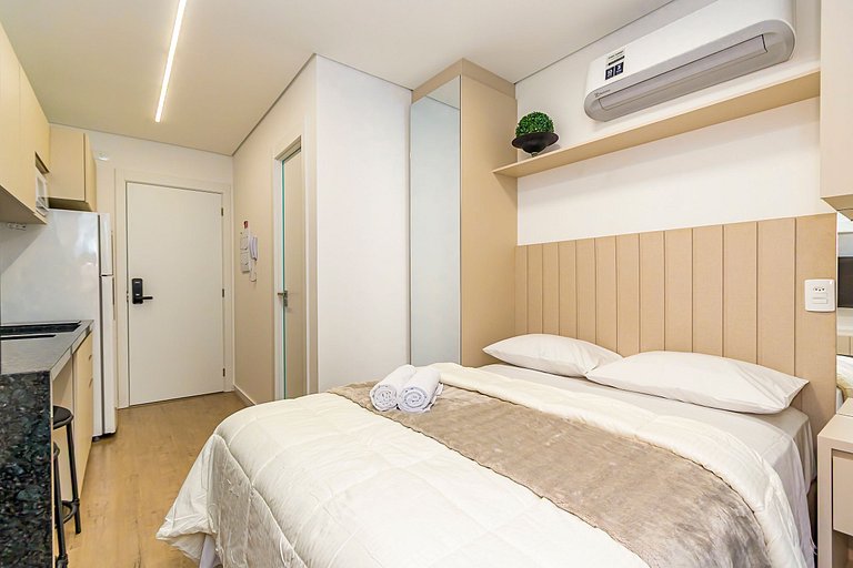 Studio no Centro com A/C perto de Tudo - MOR0814