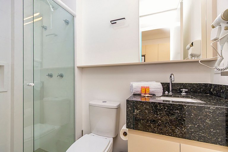 Studio no Centro com A/C perto de Tudo - MOR0814