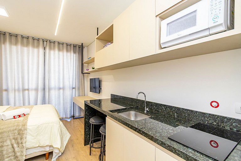 Studio no Centro com A/C perto de Tudo - MOR0814