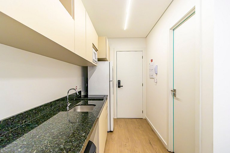 Studio no Centro com A/C perto de Tudo - MOR0814