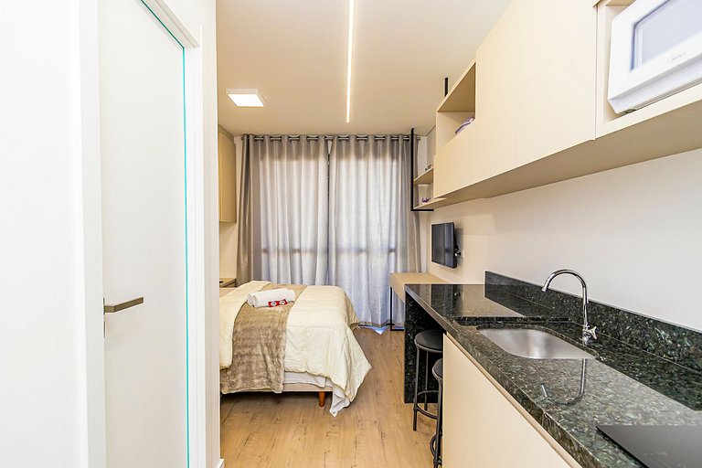 Studio no Centro com A/C perto de Tudo - MOR0814