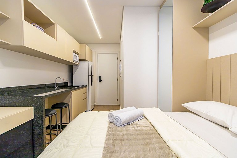 Studio no Centro com A/C perto de Tudo - MOR0814