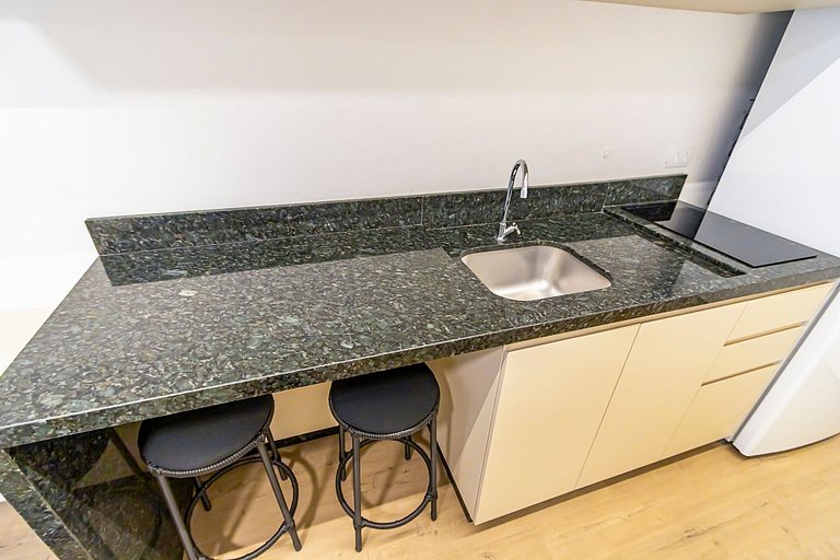 Studio Completo Perto de Tudo - MOR0906