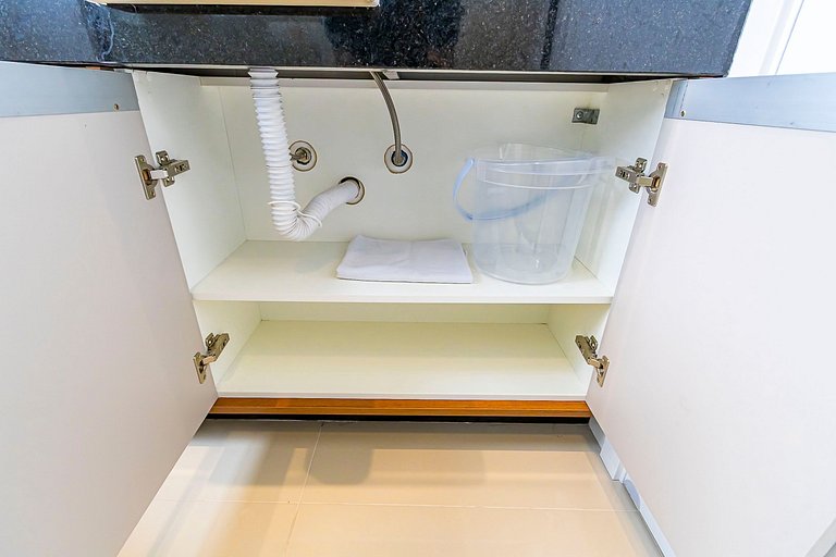 Studio Aconchegante c/ Garagem no Centro - MUV0719