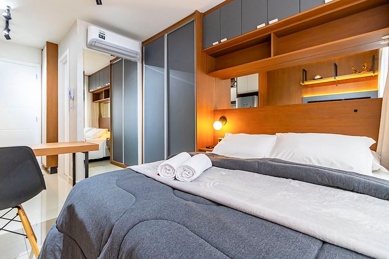 Studio Aconchegante c/ Garagem no Centro - MUV0719