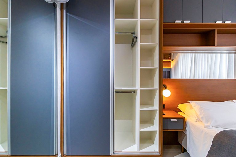 Studio Aconchegante c/ Garagem no Centro - MUV0719