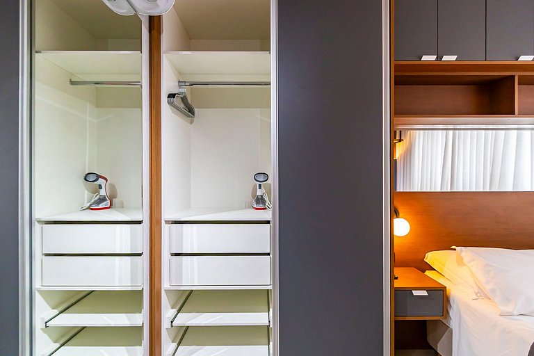 Studio Aconchegante c/ Garagem no Centro - MUV0719