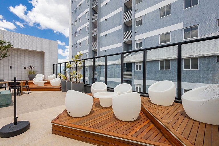 Ap completo p/ 4 pessoas no All Batel - BAT1215