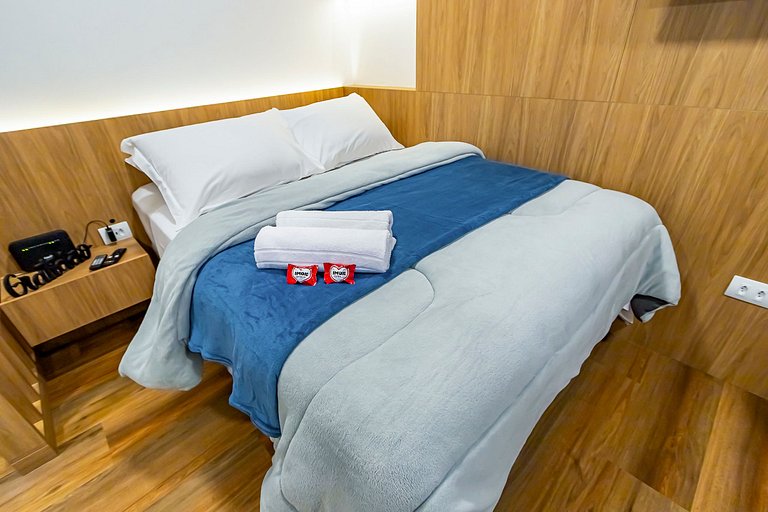 Ap completo p/ 4 pessoas no All Batel - BAT1215