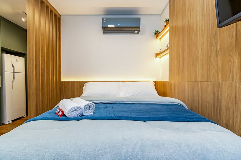 Ap completo p/ 4 pessoas no All Batel - BAT1215