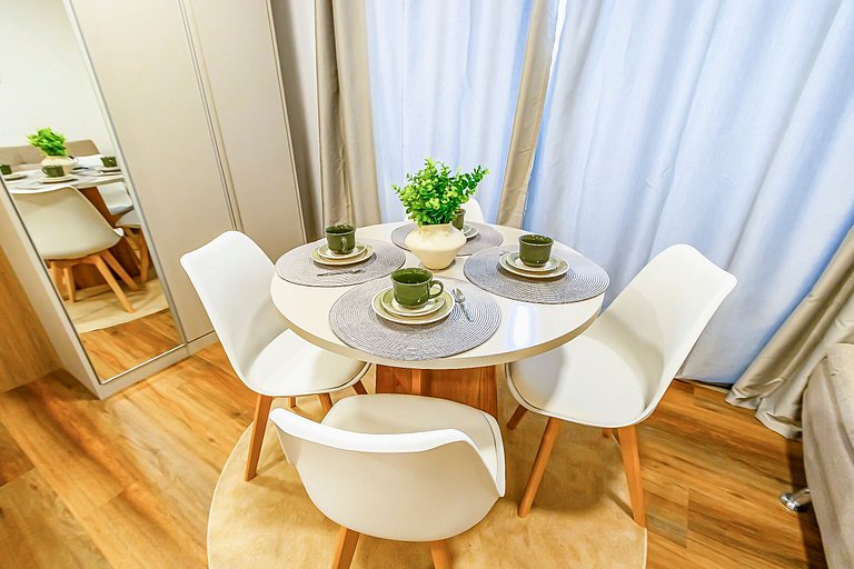 Ap completo p/ 4 pessoas no All Batel - BAT1215