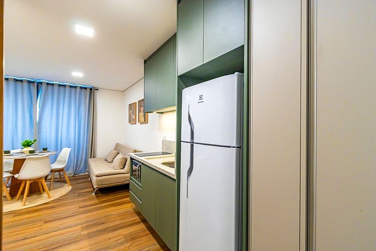 Ap completo p/ 4 pessoas no All Batel - BAT1215