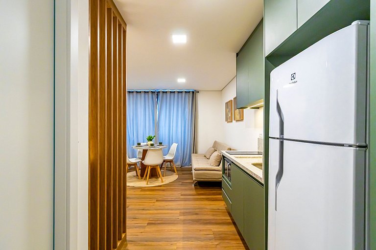 Ap completo p/ 4 pessoas no All Batel - BAT1215