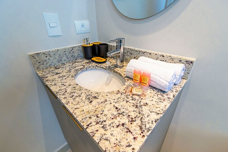 Apto 2 quartos, p/ 6 Pessoas, com Garagem -PLU1301