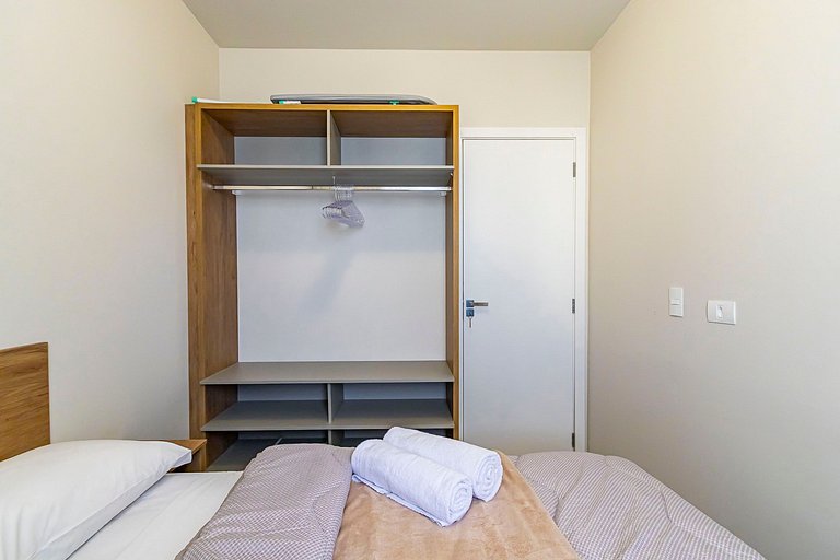 Apto 2 quartos, p/ 6 Pessoas, com Garagem -PLU1401