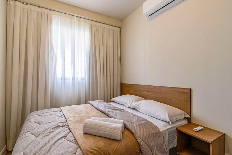 Apto 2 quartos, p/ 6 Pessoas, com Garagem -PLU1401